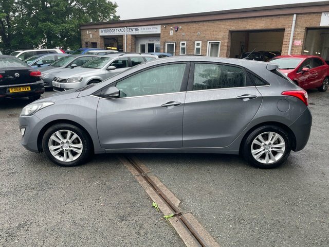 Hyundai I30 1.6 Crdi Style Hatchback Euro 5 1 Grey #4