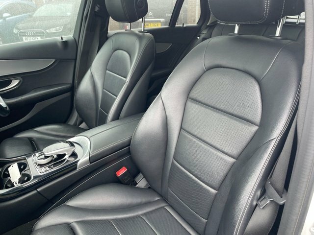 Mercedes-Benz C Class C220 D Amg Line Premium White #17