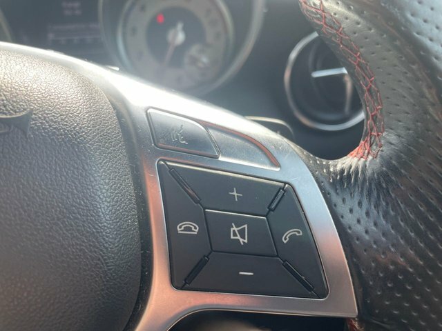 Mercedes-Benz SLK Slk 200K Tip Red #23