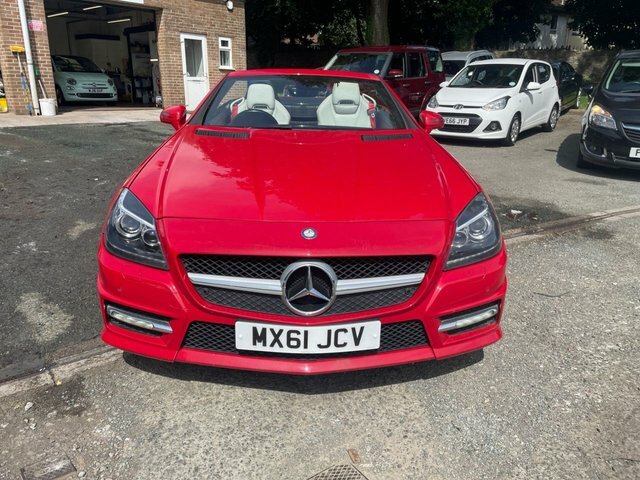 Mercedes-Benz SLK 1.8 Slk200 Blueefficiency Amg Sport Edition 125 Co Red