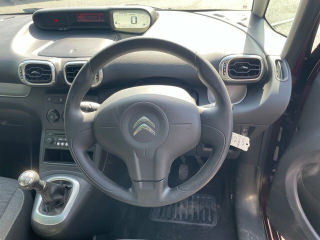Citroen C3 Picasso Mpv White #13