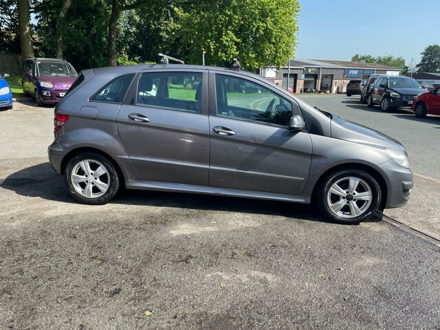 Mercedes-Benz B Class B160 Blueefficiency Sport Black #8