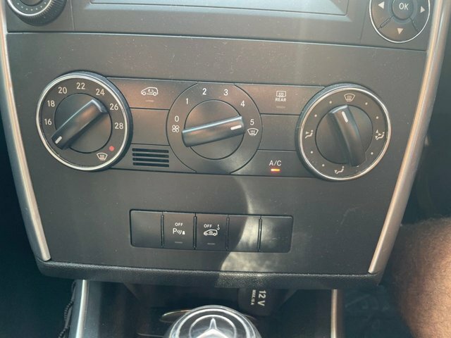Mercedes-Benz B Class B160 Blueefficiency Sport Black #20