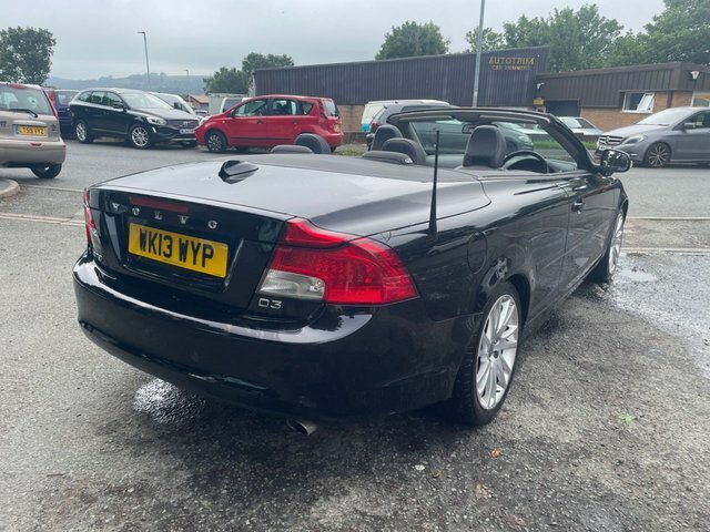 Volvo C70 2.0 D3 Se Lux Solstice Convertible Gear Black #3