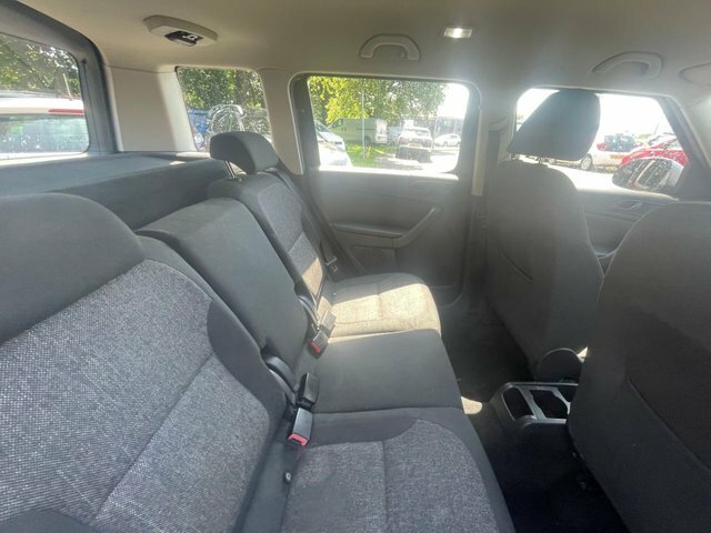 Skoda Yeti 1.6L Elegance White #12
