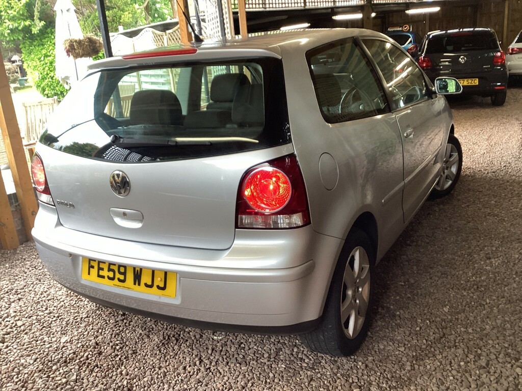 Volkswagen Polo 1.2 E 70 Hatchback Silver #4
