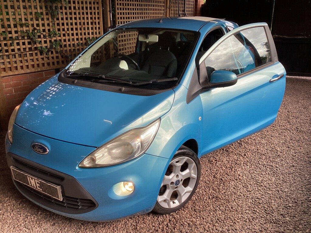 Ford KA Hatchback White #20