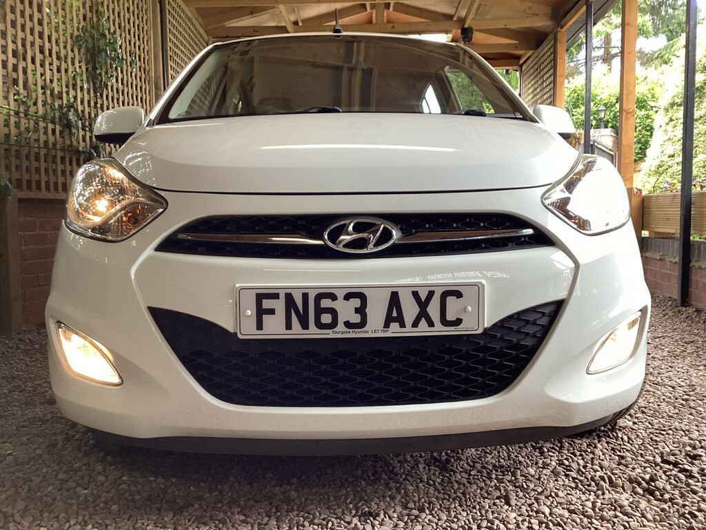 Hyundai I10 1.2 Active 85 Bhp Silver #2