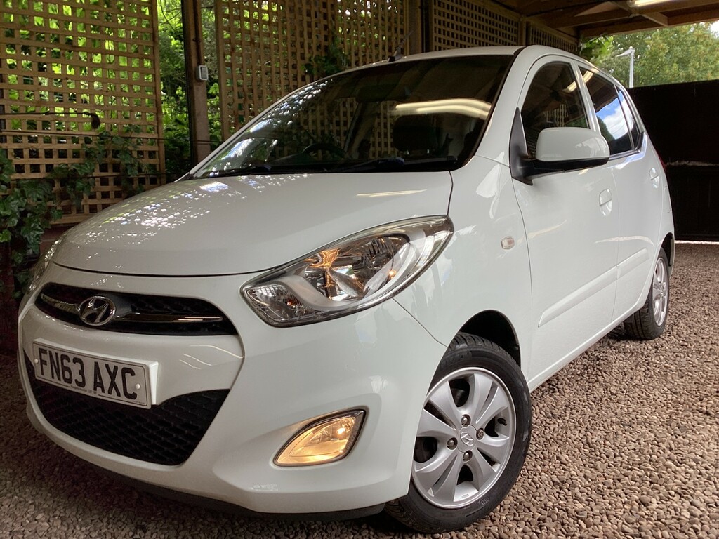 Hyundai I10 1.2 Active 85 Bhp Silver #1