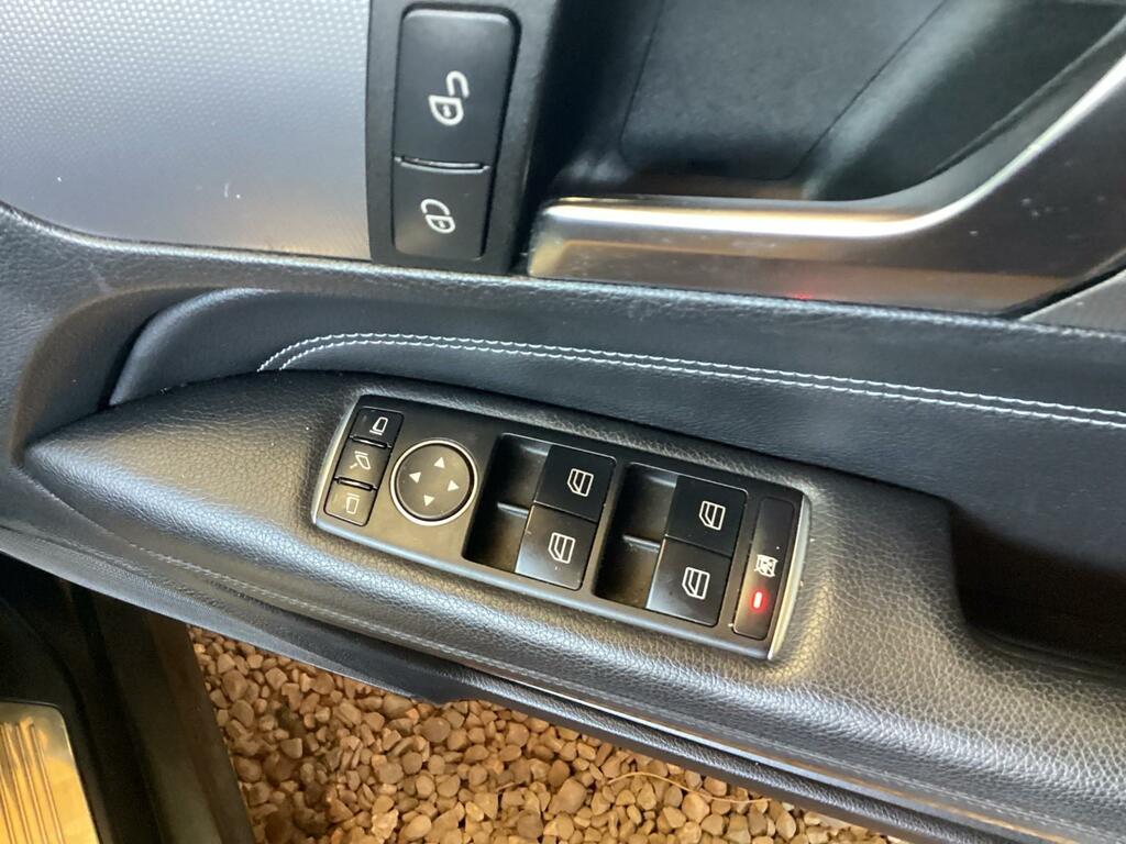 Mercedes-Benz E Class 5.5 E63 V8 Biturbo Amg Spds Mct Euro 6 Ss  #19