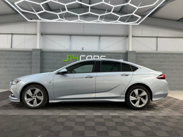 Vauxhall Insignia 2017 2.0 Turbo D Blueinjection Sri VX Line Nav Gra YX67SVS Silver #3
