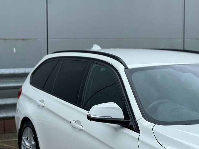 BMW 3 Series 2018 2.0 320D M Sport Touring Xdri YE18XMG White #6