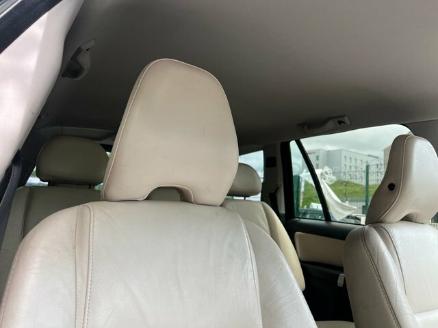 Volvo XC90 2011 2.4 D5 Se Suv Geartronic Awd 219 GU11WDX Black #4