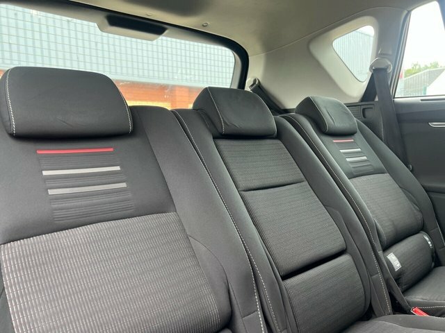 Toyota Verso D-4d Icon White #32