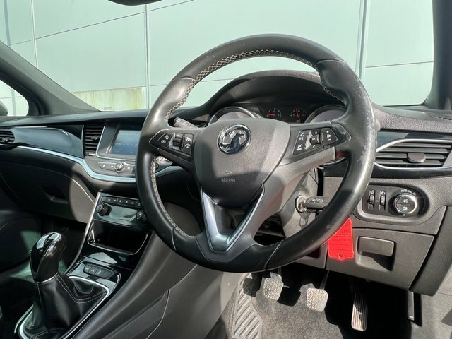 Vauxhall Astra 1.4I Turbo Elite Hatchback 150 White #19