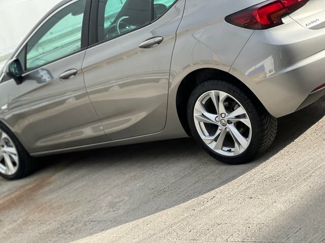 Vauxhall Astra 1.4I Turbo Elite Hatchback 150 White #17