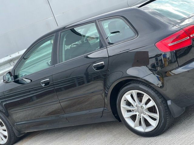 Audi A3 2011 11 2.0 Blue #19