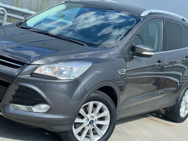 Ford Kuga 2015 2.0 Tdci Titanium Suv 2Wd E Grey #5