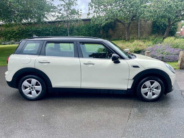 Mini Clubman Estate VN18JNZ White #4