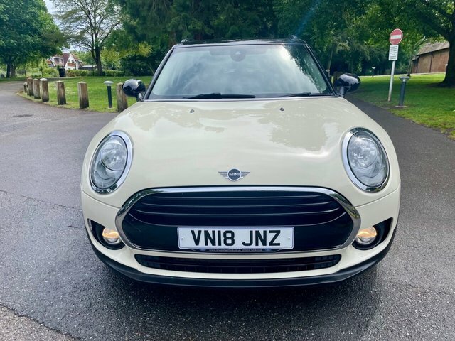 Mini Clubman Estate VN18JNZ White #2