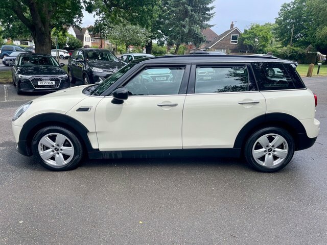 Mini Clubman Estate VN18JNZ White #6