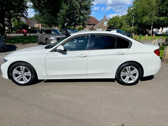BMW 3 Series Saloon YD68SZV White #6