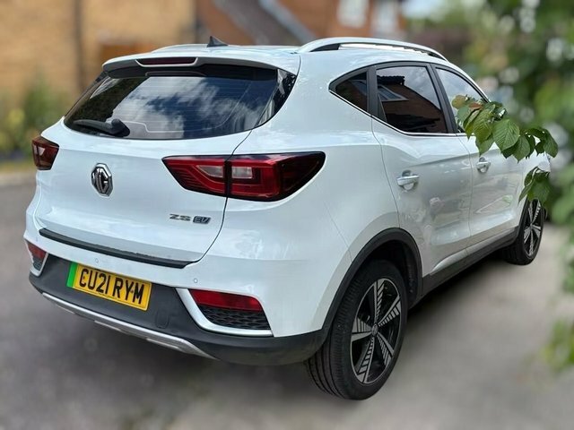 MG ZS Suv CU21RYM White #6