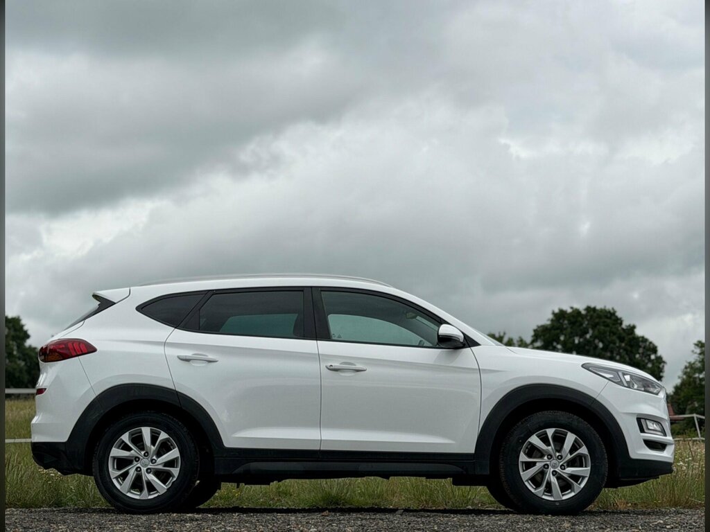 Hyundai Tucson 1.6 Gdi Se Nav Euro 6 Ss WR19OEH White #4