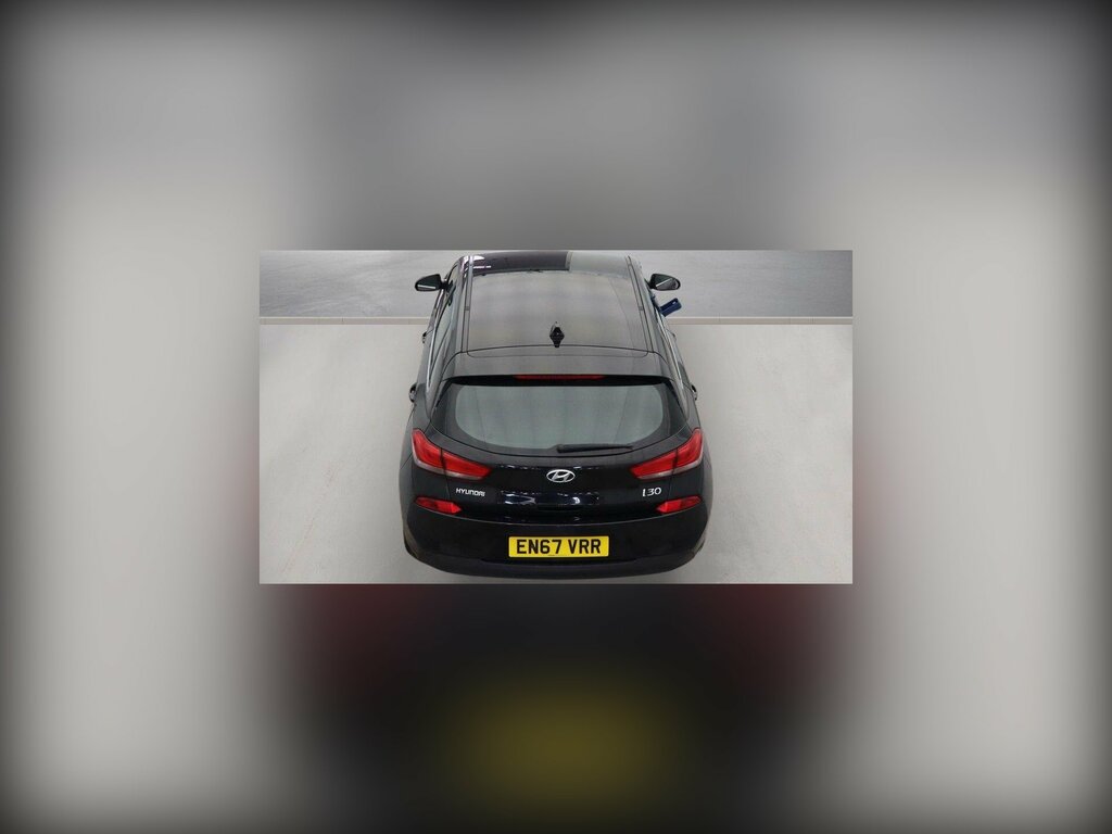 Hyundai I30 1.0 T-gdi Blue Drive Se Euro 6 Ss Black #2