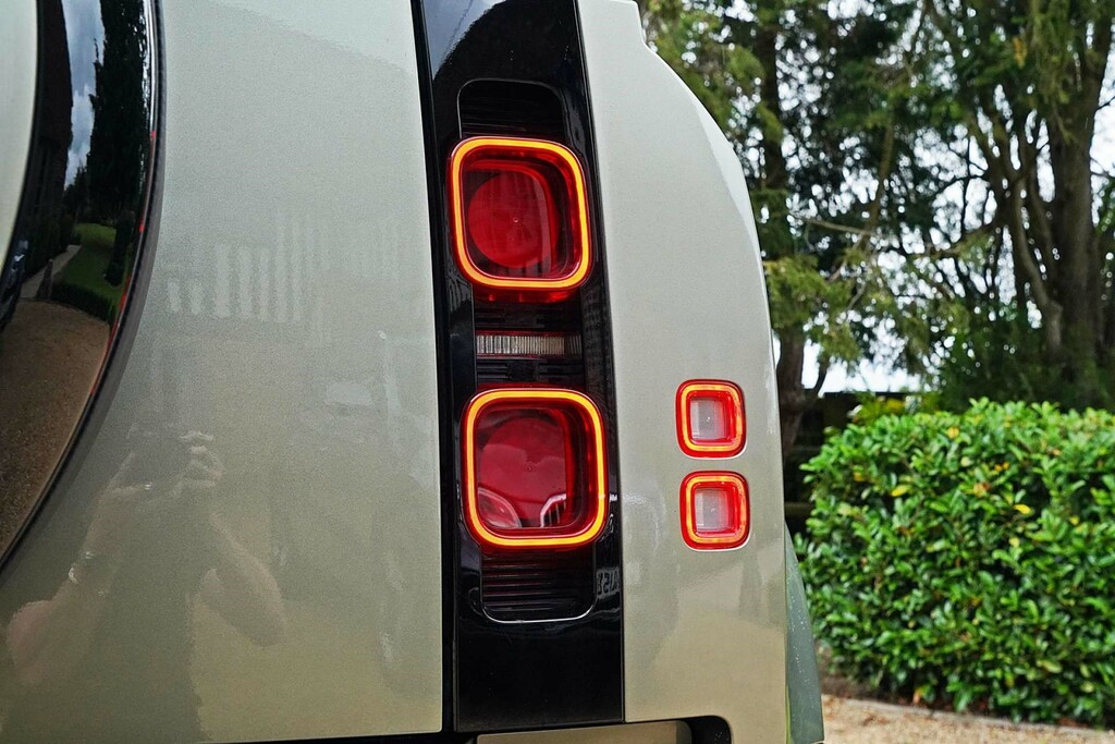 Land Rover Defender X-dynamic Hse D Mhev 4Wd  #6