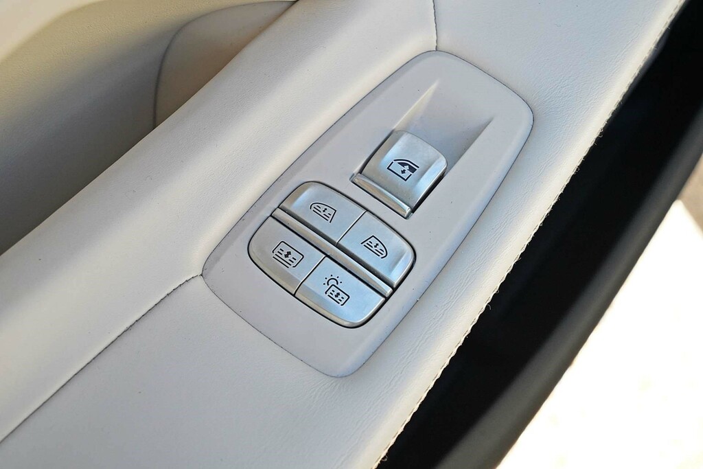 BMW 7 Series 730Ld Black #21