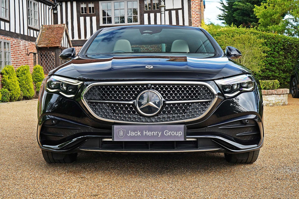 Mercedes-Benz E Class E300e Amg Line Premium 9G-tronic Silver #10