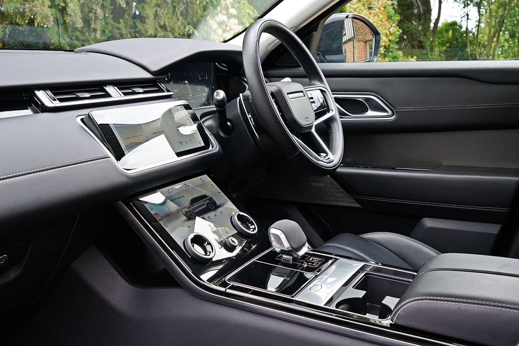 Land Rover Range Rover Velar R-dynamic Hse Red #15