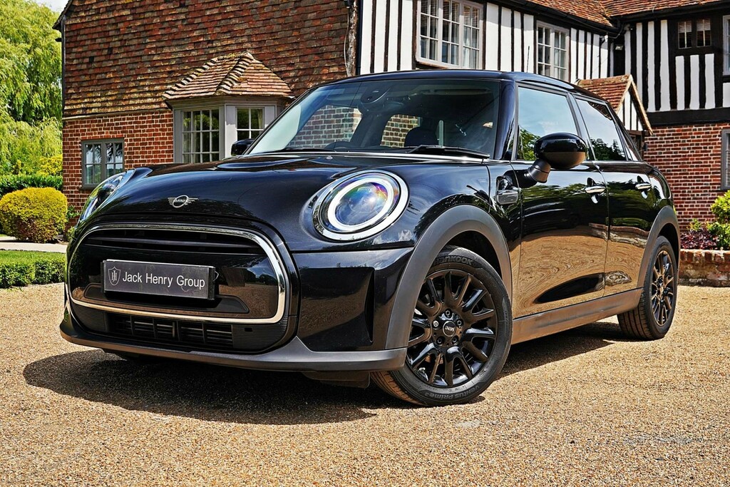 Mini Hatch Cooper Classic AY24WYH