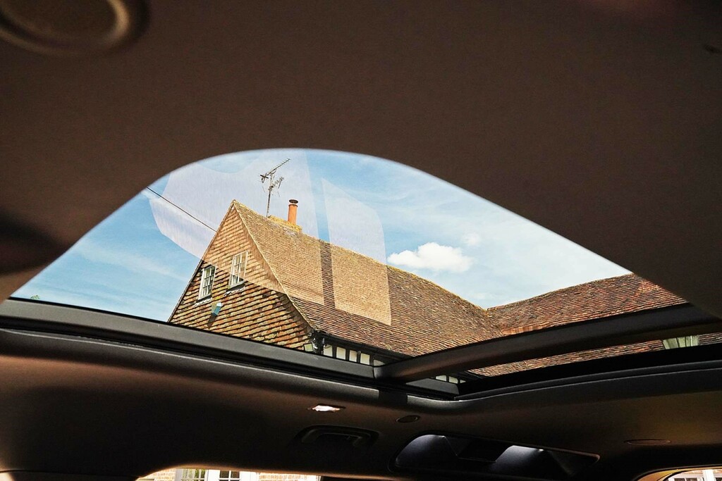Land Rover Defender D250 Hard Top S Black #13