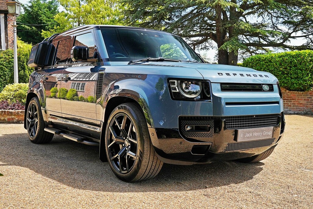 Land Rover Defender D250 Hard Top S Black #9