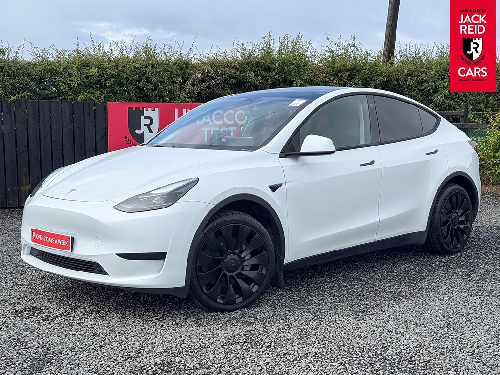 Tesla Model Y Suv White