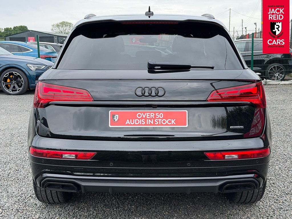Audi Q5 Suv RV71YFM Black #5