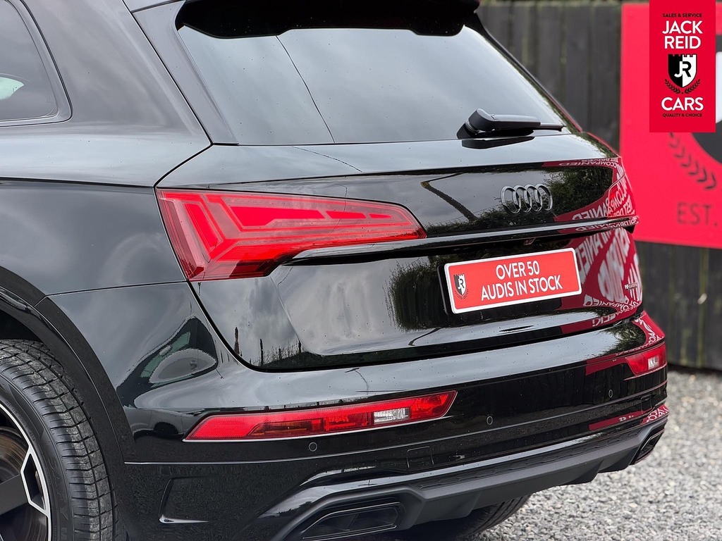Audi Q5 Suv RV71YFM Black #3