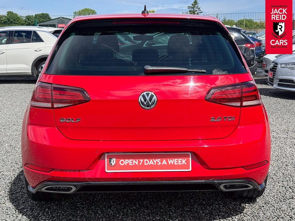 Volkswagen Golf Hatchback DA67YUF Red #3