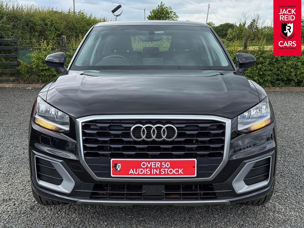 Audi Q2 Suv SH68UGO Black #6