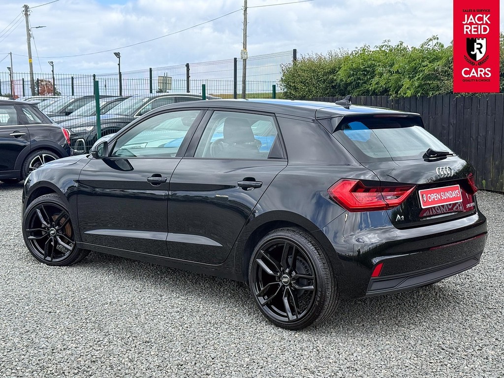 Audi A1 Hatchback RO73JPF Black #2