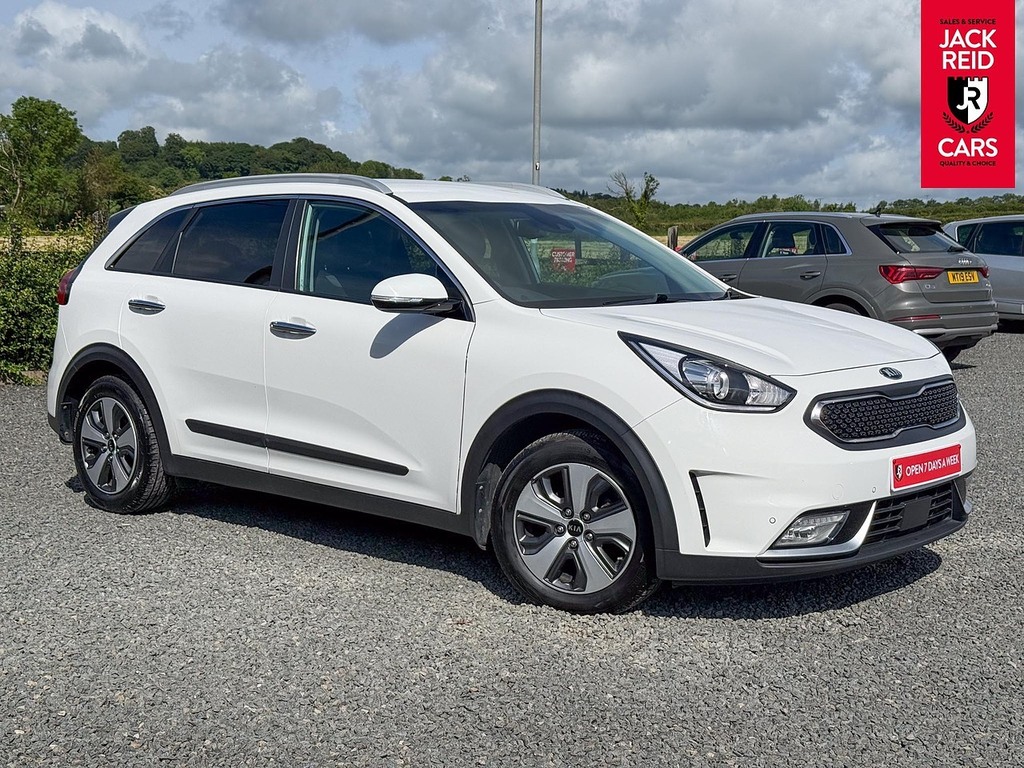 Kia Niro Suv White #5