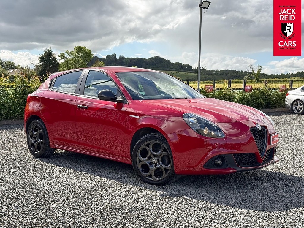 Alfa Romeo Giulietta Hatchback Red #6