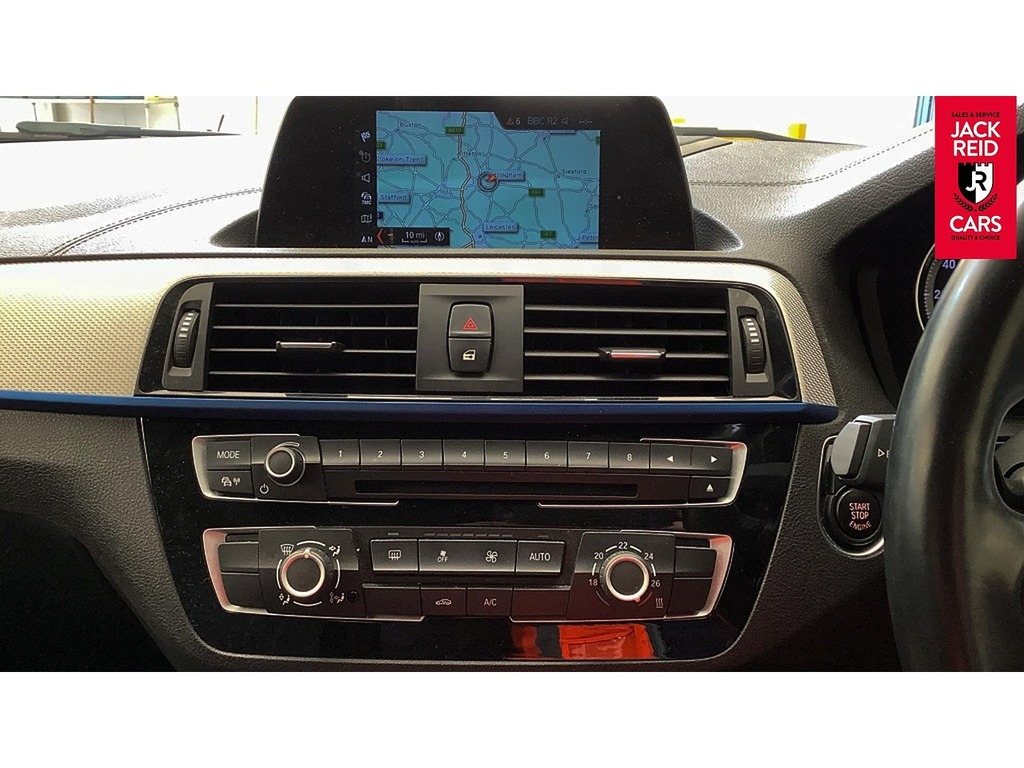 BMW 1 Series 118I Se Black #4