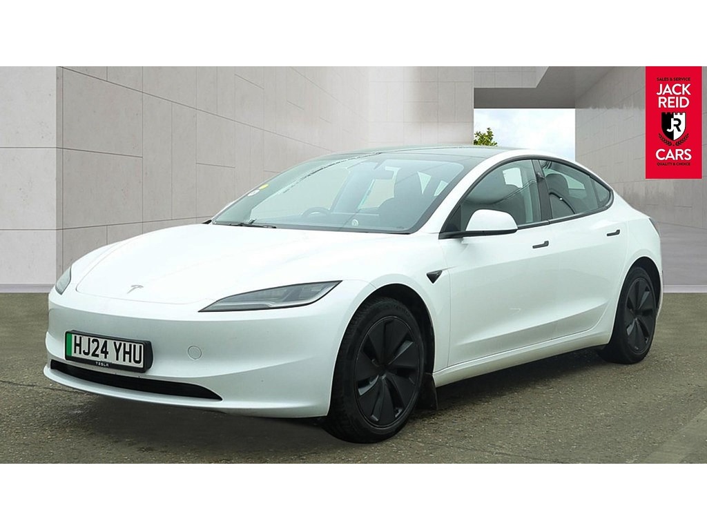 Tesla Model 3 Saloon White