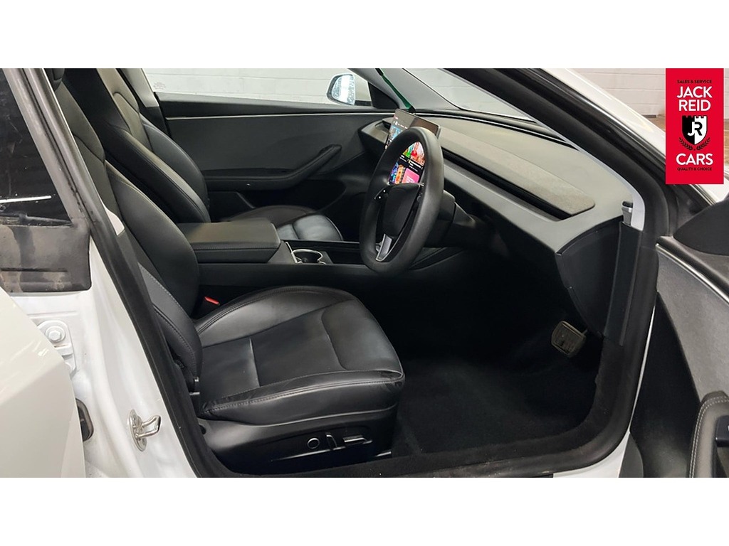 Tesla Model 3 Saloon White #2
