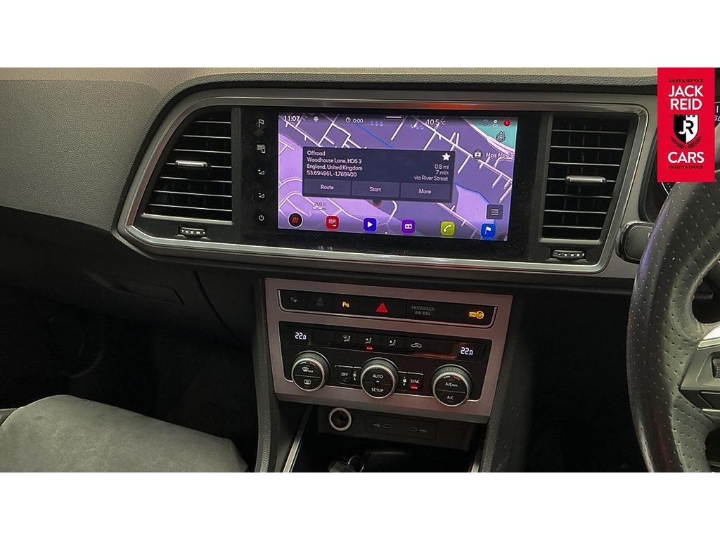 Seat Ateca Suv White #4