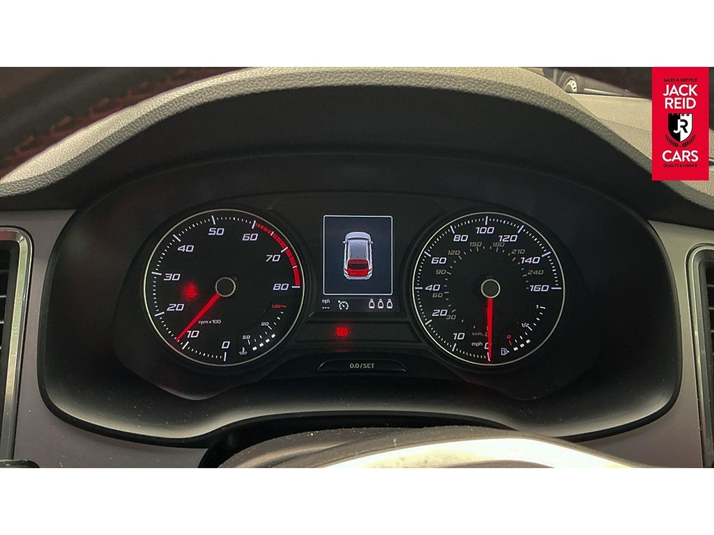 Seat Ateca Suv White #3
