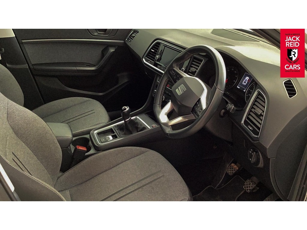 Seat Ateca Suv White #2